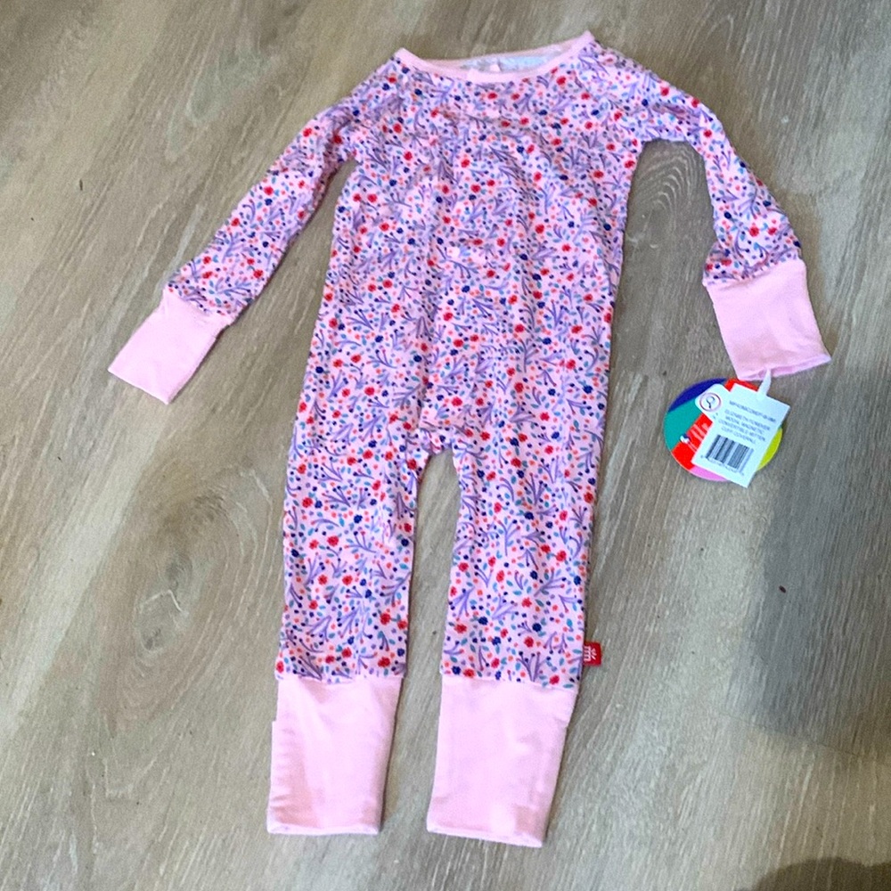 NWT Magnetic Me Onesie Pink Florall